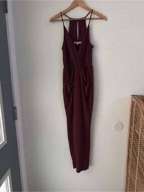 BCBG Jumpsuit Maroon Spaghetti Straps Pockets Confortable Size Small